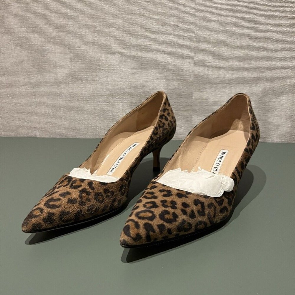 Manolo Blahnik Pumps Kitten Heels Leopard Suede 35